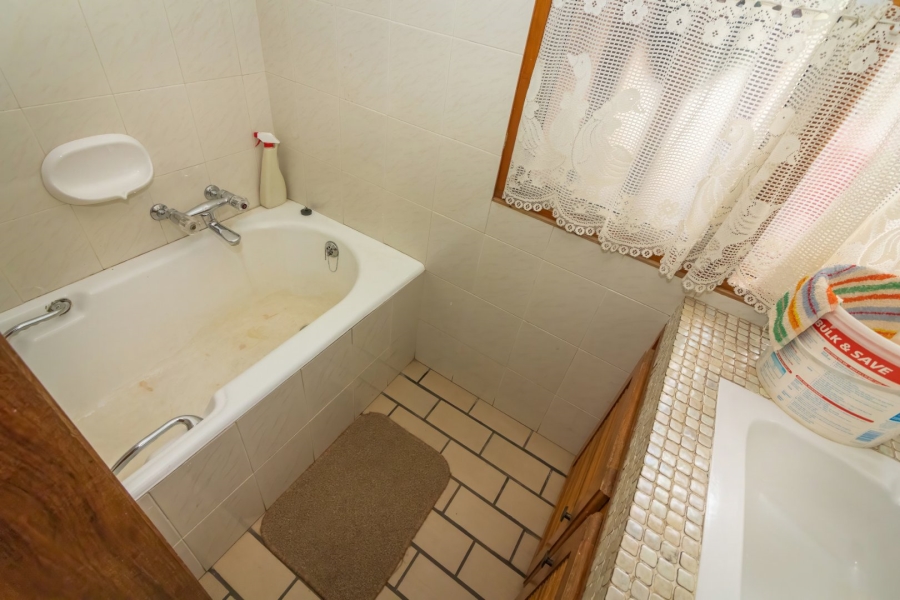 4 Bedroom Property for Sale in Jordania Free State